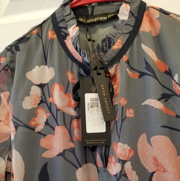 Nwt Women's Dress - Picture 3 of 5